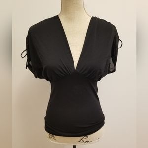 Newport News size medium black top
